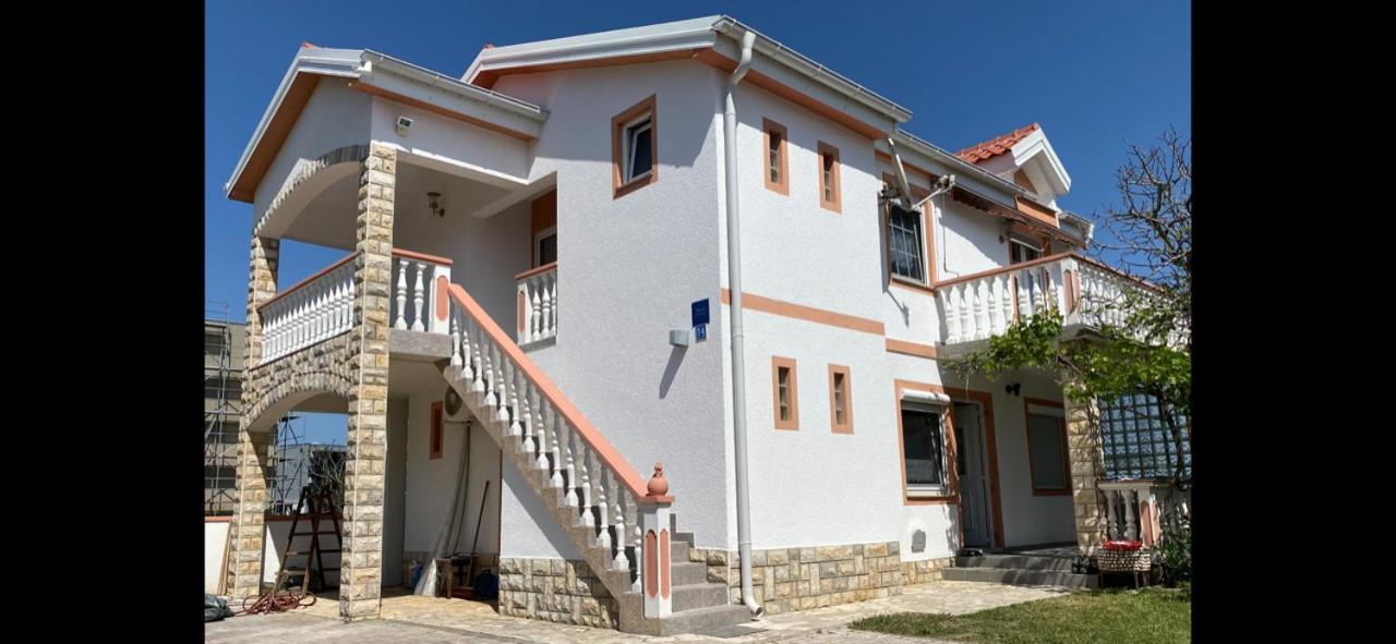 Apartament Galic *